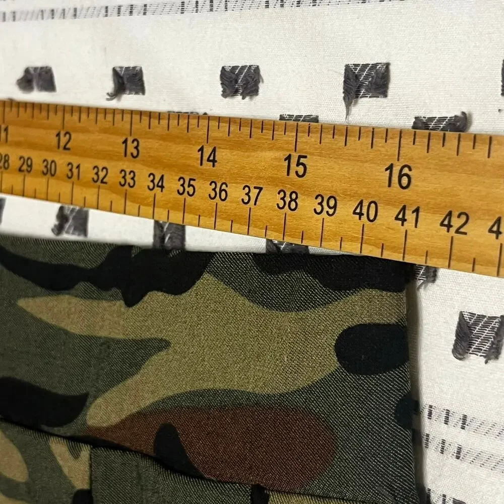 WEAREVER Mini Skirt Womens Camo Stretch Sz 1X - Picture 7 of 8